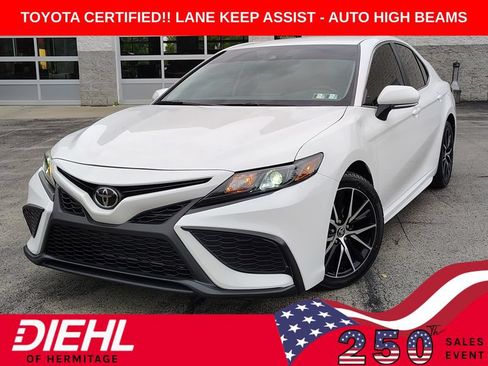 Used 2024 Toyota Camry SE FWD image 1