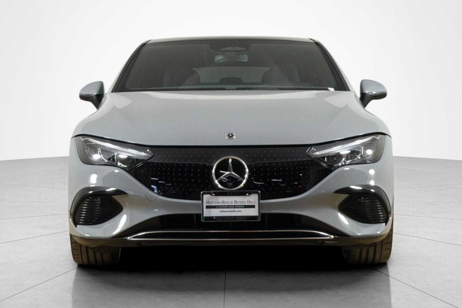 Used 2023 Mercedes-Benz EQE 500 4MATIC Sedan image 8