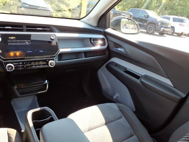 New 2027 Chevrolet Bolt LT w/ Comfort Package FWD image 23