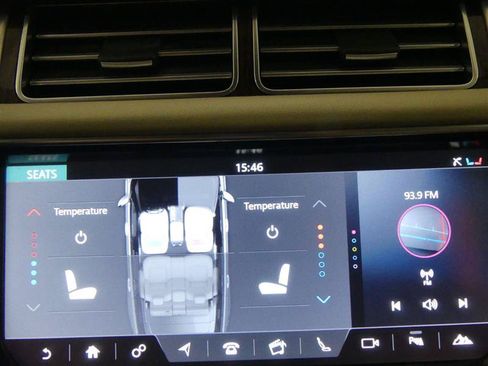 Used 2017 Land Rover Range Rover Supercharged AWD/4WD image 14