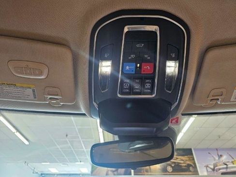 Used 2021 Jeep Grand Cherokee L Limited image 30