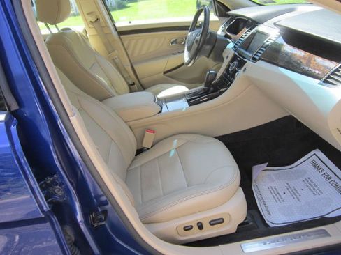 Used 2013 Ford Taurus Limited AWD/4WD image 7
