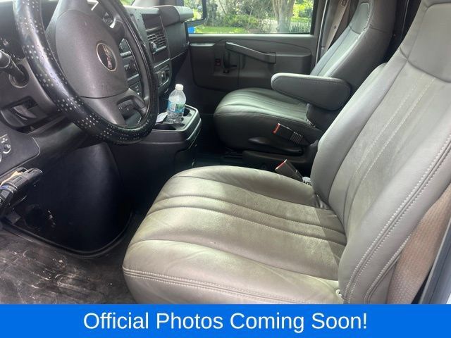 Certified 2020 GMC Savana 2500 Extended w/ Driver Convenience Package RWD image 3