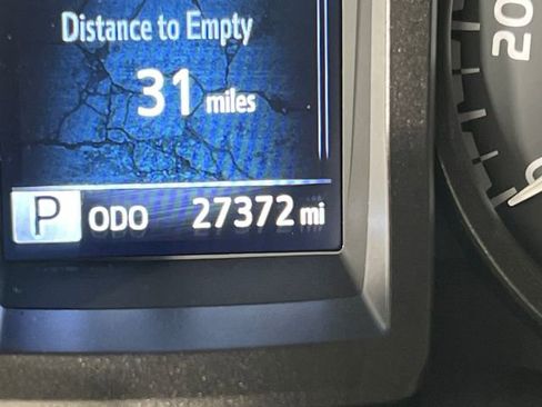 Used 2023 Toyota Tacoma TRD Off-Road image 18