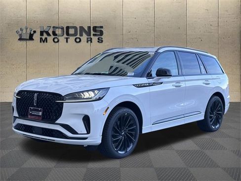 New 2026 Lincoln Aviator Reserve w/ Jet Appearance Package image 1