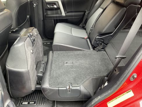 Used 2020 Toyota 4Runner SR5 Premium image 38