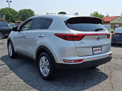 Used 2019 Kia Sportage LX AWD/4WD image 4