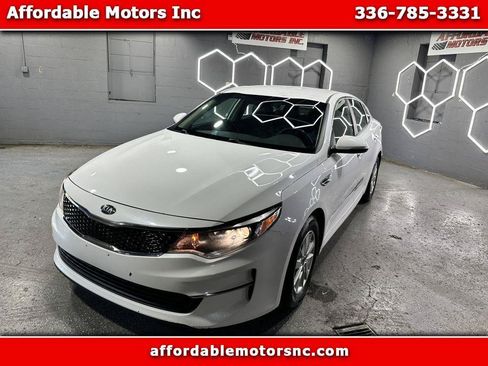 Used 2020 Kia Optima LX FWD image 1