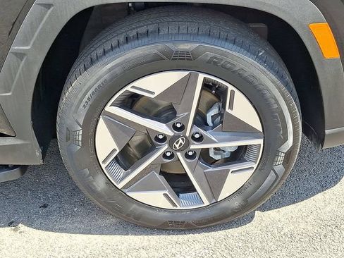 Certified 2025 Hyundai Tucson SEL AWD/4WD image 8