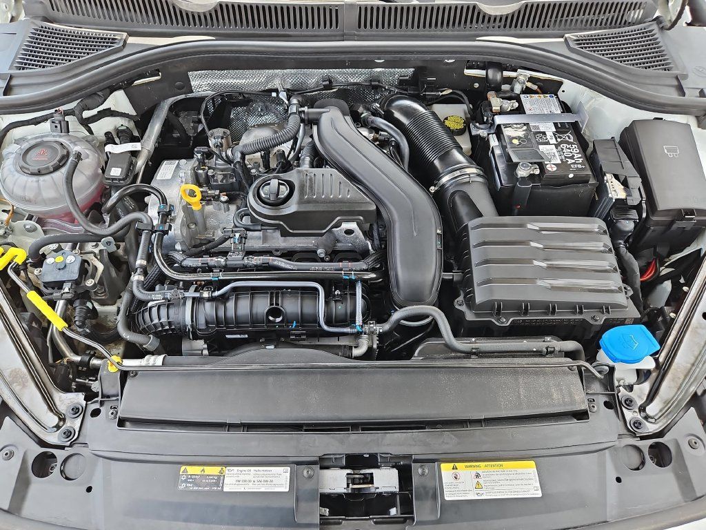 Used 2025 Volkswagen Jetta Sport FWD image 35