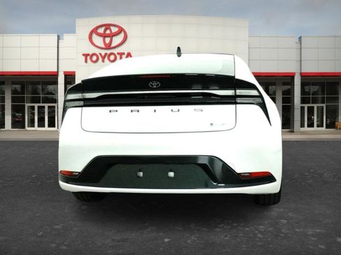 New 2026 Toyota Prius XSE Premium image 4