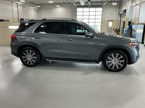 Used 2024 Mercedes-Benz GLE 450 4MATIC image 4