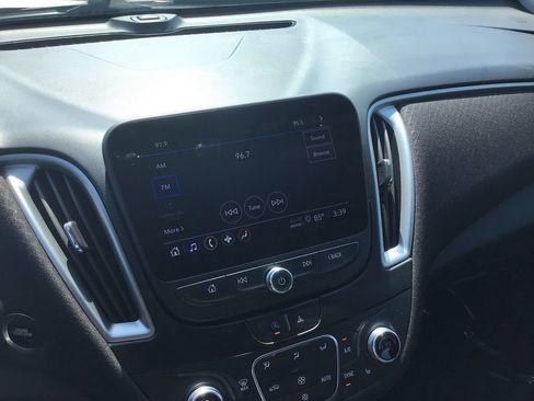 Used 2023 Chevrolet Malibu LT FWD image 14