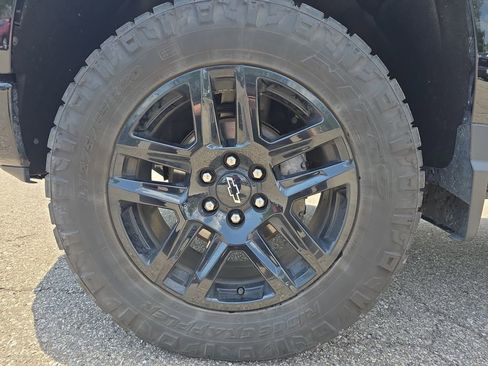 Certified 2023 Chevrolet Silverado 1500 LT Trail Boss w/ LT Trail Boss Premium Package AWD/4WD image 35