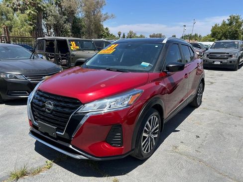 Used 2021 Nissan Kicks SV FWD image 5
