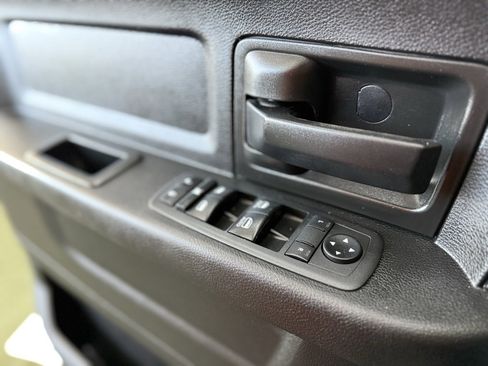 Used 2019 RAM 3500 Tradesman image 27