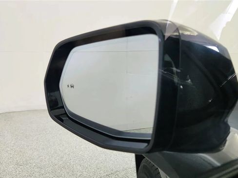 Used 2022 Chevrolet Blazer LT AWD/4WD image 24