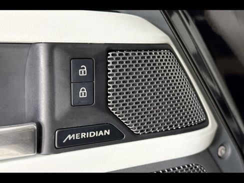 Used 2024 Land Rover Defender 110 S AWD/4WD image 23