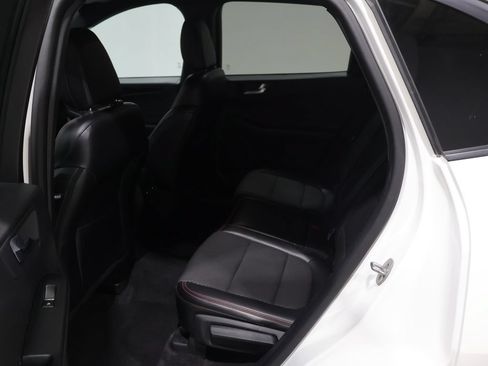 Used 2024 Ford Escape ST-Line AWD/4WD image 17