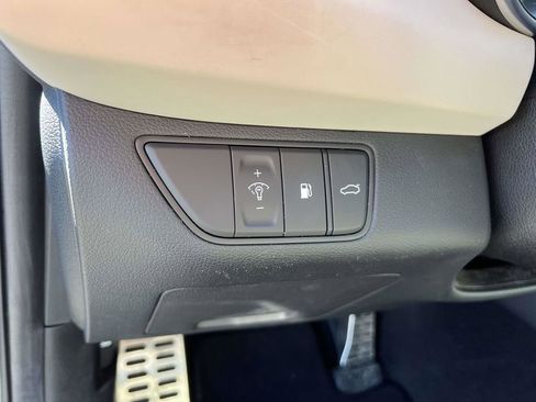 Used 2023 Genesis G70 2.0T w/ Sport Prestige Package image 23