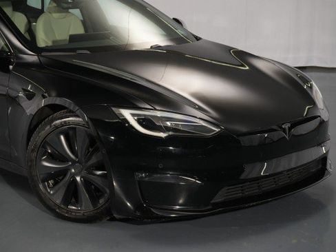 Used 2022 Tesla Model S image 7