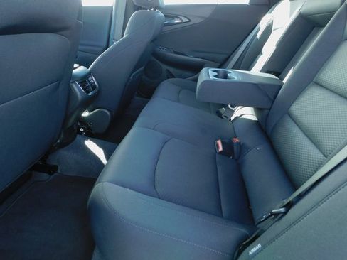 Used 2025 Chevrolet Malibu LT image 20