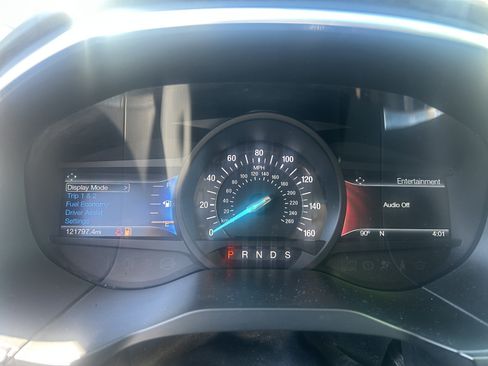 Used 2015 Ford Edge Titanium w/ Equipment Group 301A AWD/4WD image 13