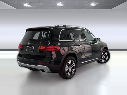 Certified 2026 Mercedes-Benz GLB 250 image 8