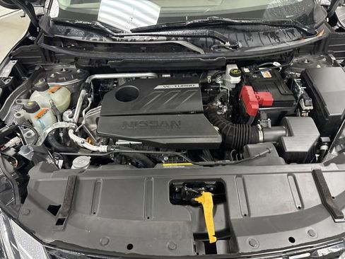 Used 2023 Nissan Rogue SV image 27