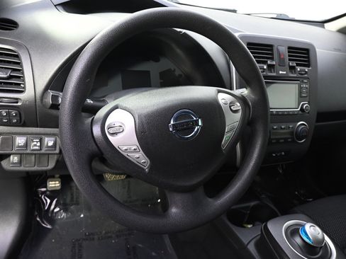 Used 2016 Nissan Leaf S w/ Charger Package FWD image 9
