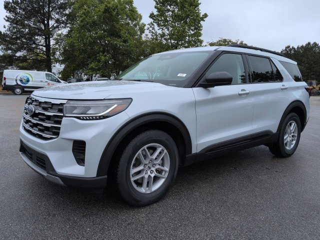New 2026 Ford Explorer Active RWD image 7