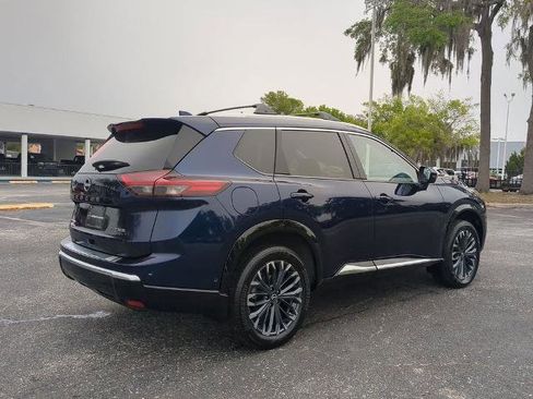 Certified 2025 Nissan Rogue Platinum image 4