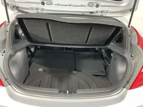 Used 2013 Hyundai Accent SE image 24