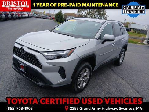 Certified 2022 Toyota RAV4 XLE image 3