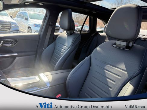 Used 2026 Mercedes-Benz GLC 300 4MATIC image 13