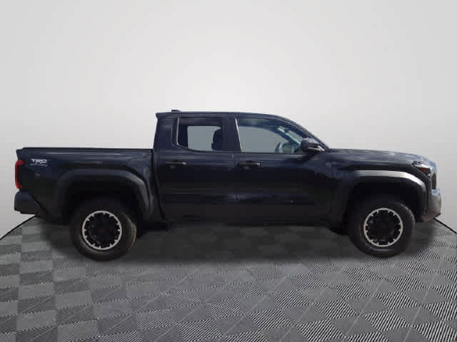 Used 2024 Toyota Tacoma TRD Off-Road AWD/4WD image 3