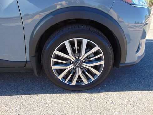 Used 2023 Nissan Kicks SV FWD image 26