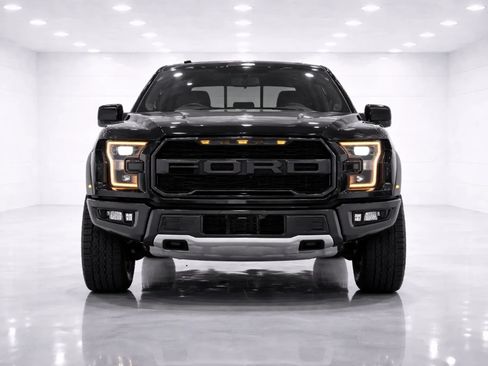 Used 2018 Ford F150 Raptor w/ Equipment Group 801A Mid AWD/4WD image 8