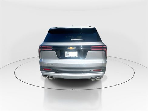 New 2026 Chevrolet Traverse LT image 7