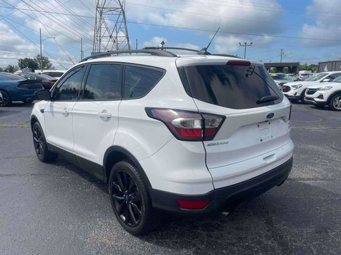 Used 2018 Ford Escape SE w/ SE Sport Appearance Package AWD/4WD image 5