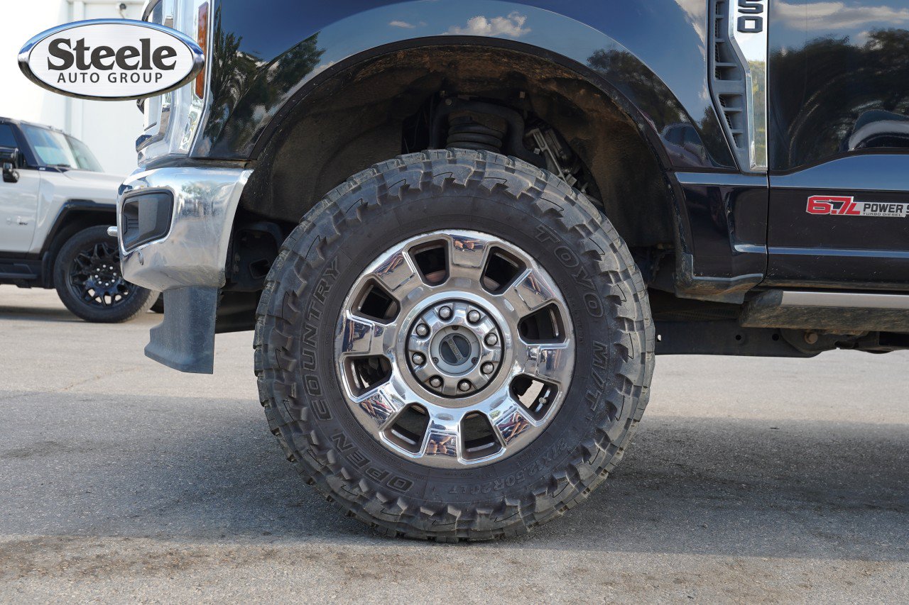 Used 2024 Ford F250 King Ranch w/ Chrome Package AWD/4WD image 28