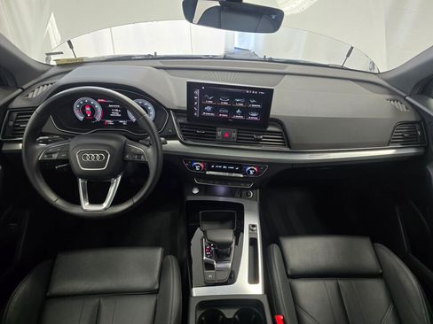 Used 2025 Audi Q5 2.0T Premium image 18