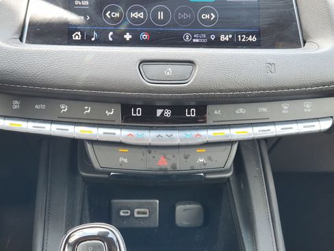 Used 2021 Cadillac XT4 Premium Luxury w/ Driver Awareness Package FWD image 18