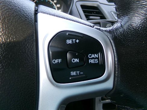 Used 2014 Ford Fiesta SE FWD image 16