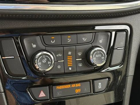 Used 2019 Buick Encore Essence AWD/4WD image 15