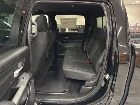 Used 2026 RAM 1500 Express AWD/4WD image 37