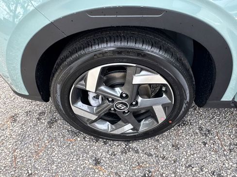 New 2026 Hyundai Venue SEL image 24