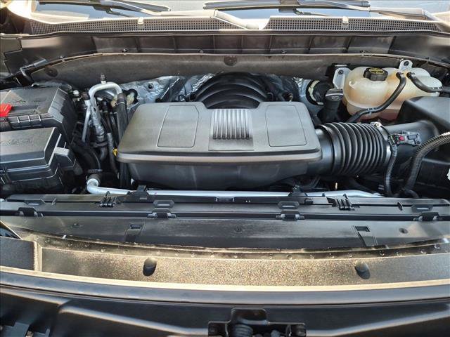 Used 2024 Chevrolet Tahoe Z71 w/ Luxury Package AWD/4WD image 25