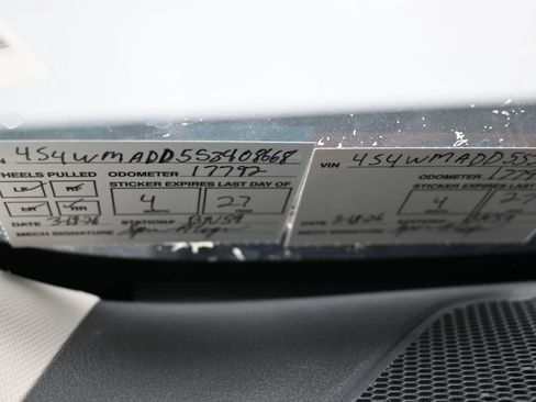 Used 2025 Subaru Ascent Premium image 11