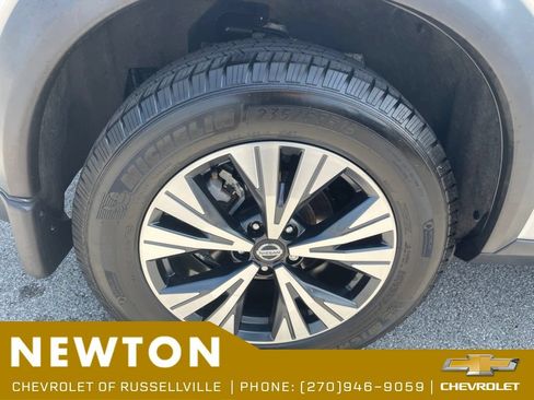 Used 2021 Nissan Rogue SV FWD image 44